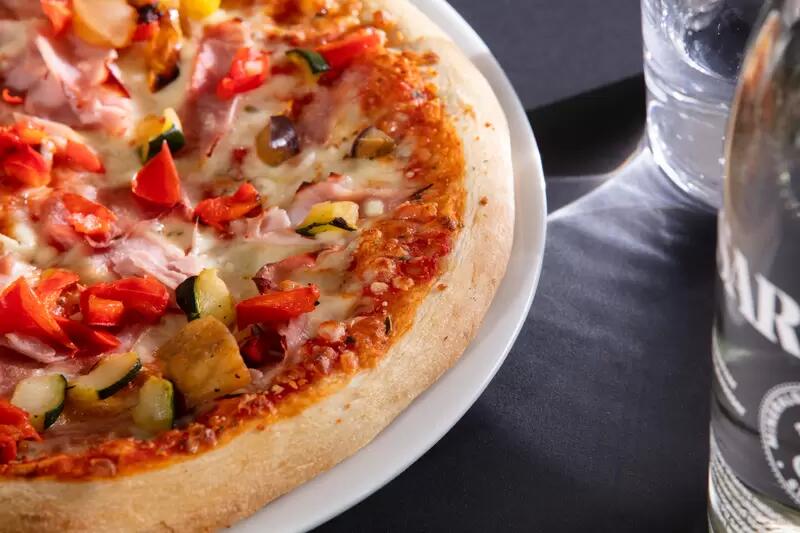 RONDO Pizza Nahansicht